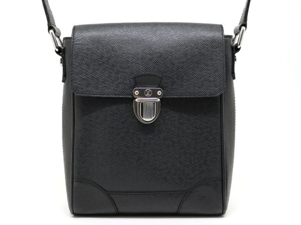 LOUIS VUITTON Bag Luca Shoulder Taiga Ardoise